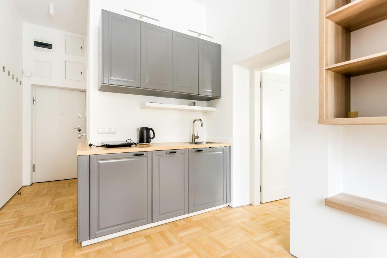 P&O Serviced Apartments Warecka Street Warsaw Exterior photo
